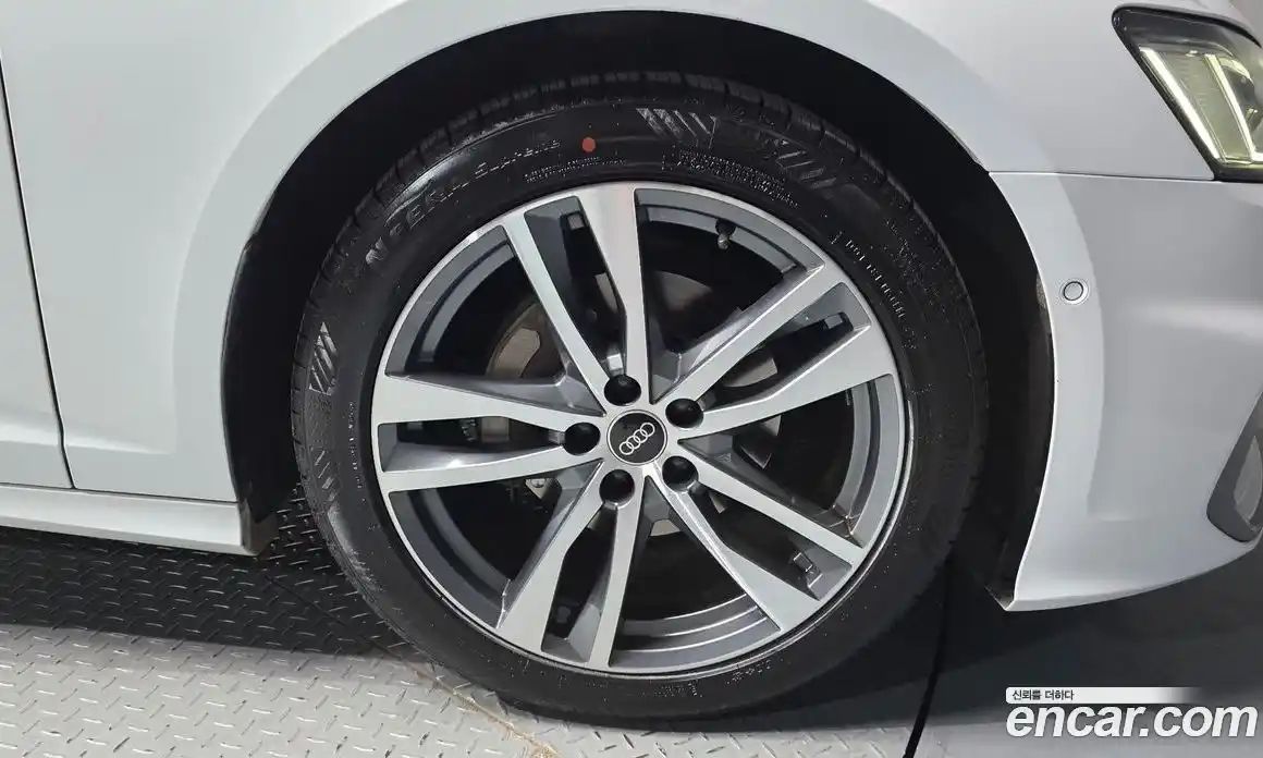 Audi A6 2022 2.0 гидро в Москве, фото 5