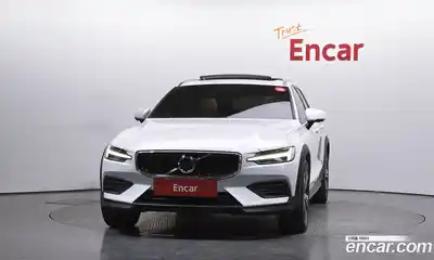 Volvo V60 2021 2.0 гидро в Москве № 894291, миниатюра 3