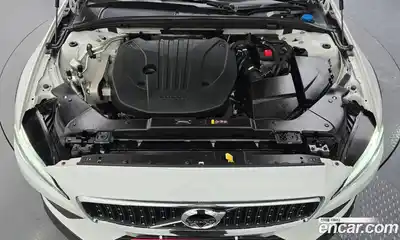 Volvo V60 2021 2.0 гидро в Москве № 894291, миниатюра 6