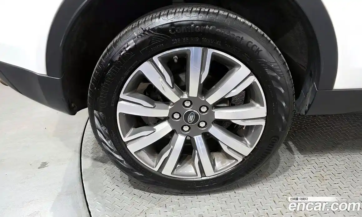 Land Rover Discovery Sport 2018 2.0 гидро в Москве № 894629, фото 5