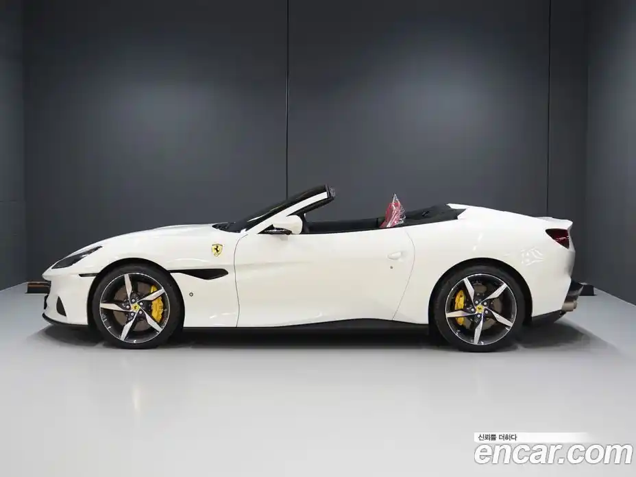 Ferrari Portofino 2021 3.9 гидро в Москве № 897522, фото 3