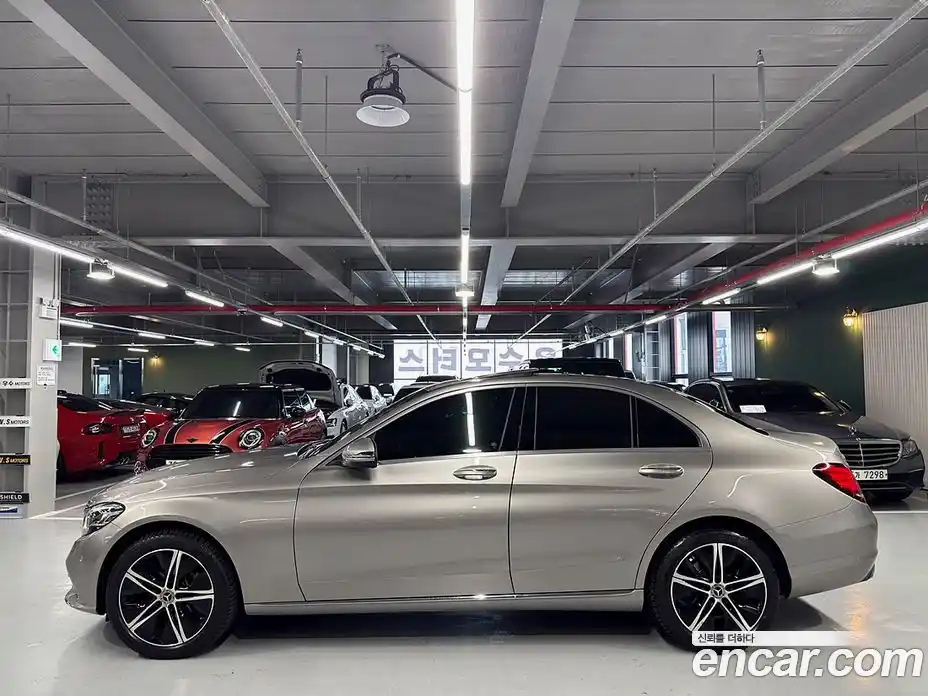 Mercedes-Benz C-Class 2019 1.9 гидро в Москве № 969684, фото 4