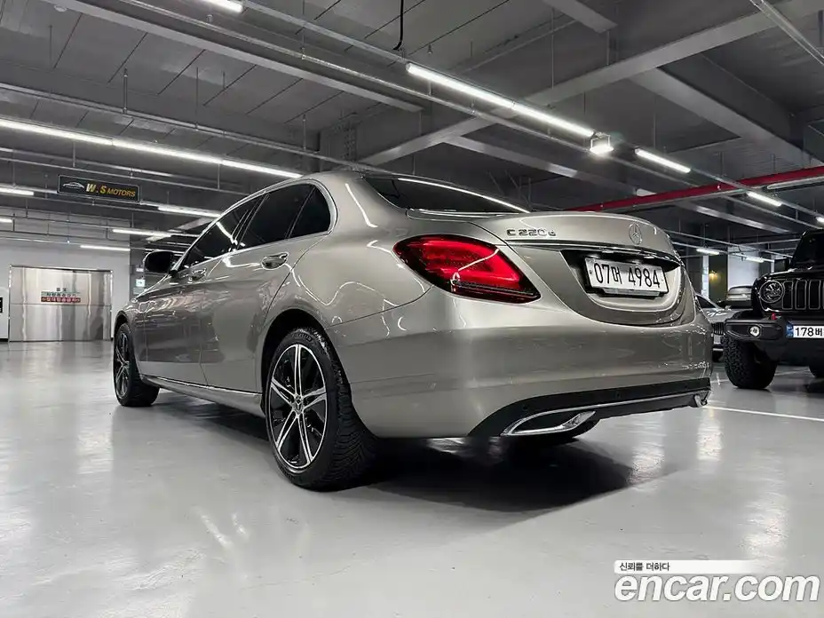 Mercedes-Benz C-Class 2019 1.9 гидро в Москве № 969684, фото 6