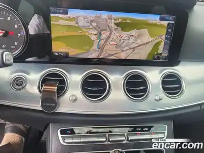 Mercedes-Benz E-Class 2020 2.0 гидро, миниатюра 10