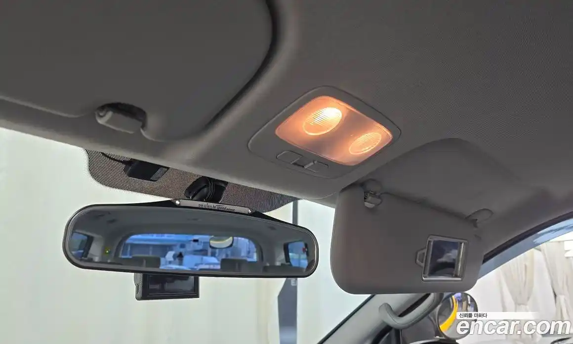 Hyundai Starex 2014 2.5 Автомат в Москве № 971898, фото 17