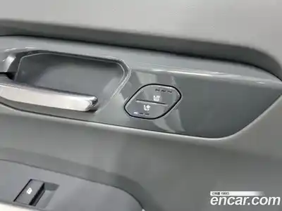 Kia EV9 2023 0.2 Автомат в Москве № 972685, миниатюра 12