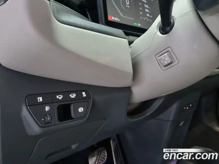 Kia EV9 2023 0.2 Автомат в Москве № 972685, фото 13