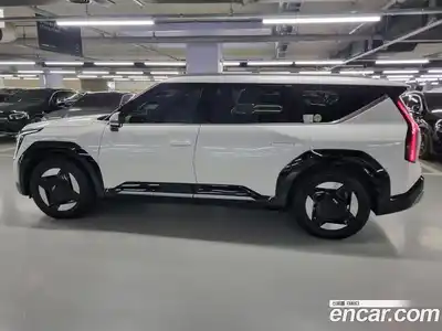 Kia EV9 2023 0.2 Автомат в Москве № 972685, миниатюра 6