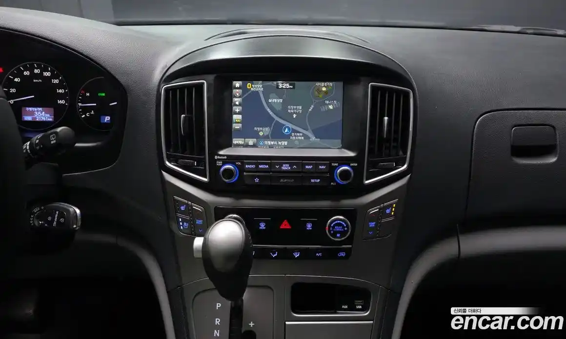 Hyundai Starex 2018 2.5 Автомат в Москве № 1002006, фото 14