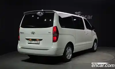 Hyundai Starex 2018 2.5 Автомат в Москве № 1002006, миниатюра 2