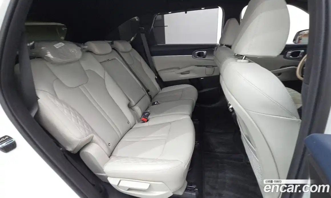 Kia Sorento 2023 1.6 Автомат в Москве № 1002964, фото 12