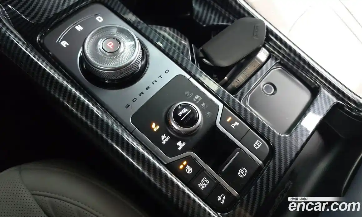 Kia Sorento 2023 1.6 Автомат в Москве № 1002964, фото 9