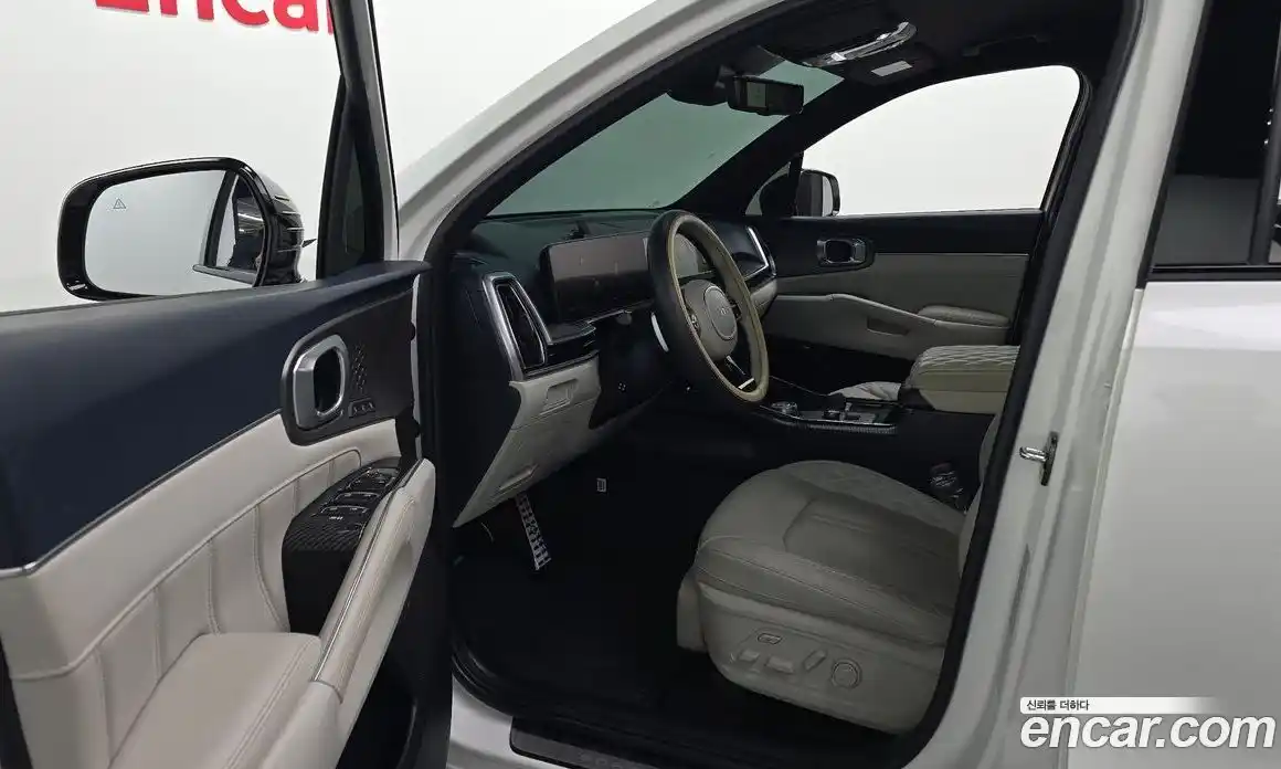 Kia Sorento 2023 1.6 Автомат в Москве № 1002964, фото 10