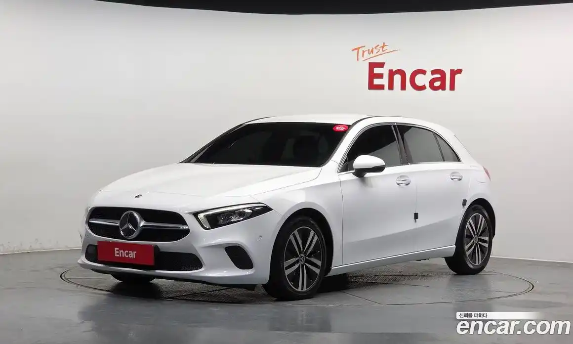 Mercedes-Benz A-Class 2021 2.0 гидро в Москве № 1006125, фото 1