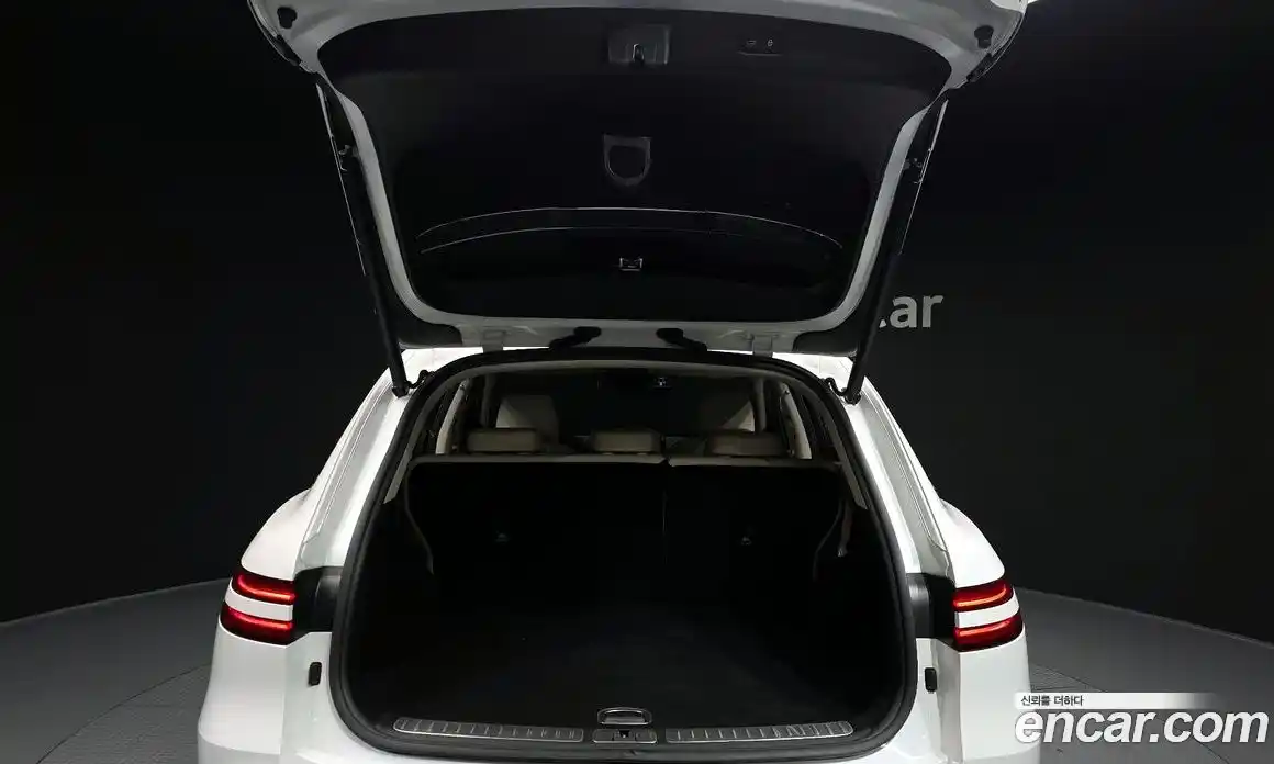 Genesis GV70 2021 2.5 Автомат в Москве № 1010173, фото 19