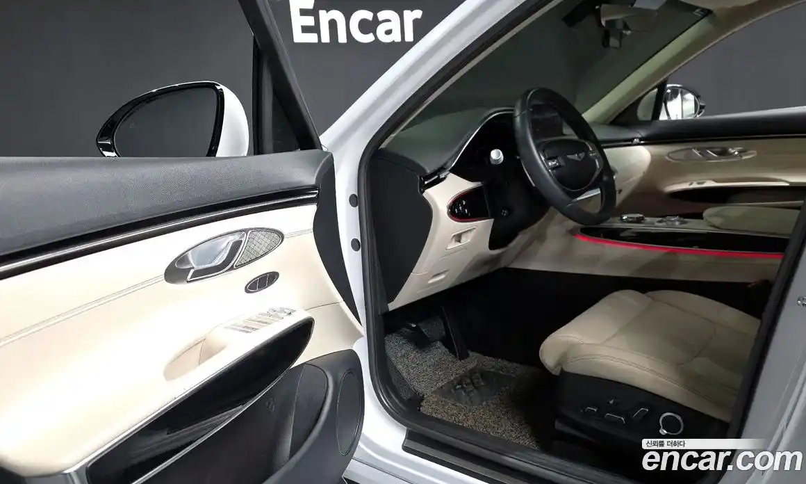 Genesis GV70 2021 2.5 Автомат в Москве № 1010173, фото 9