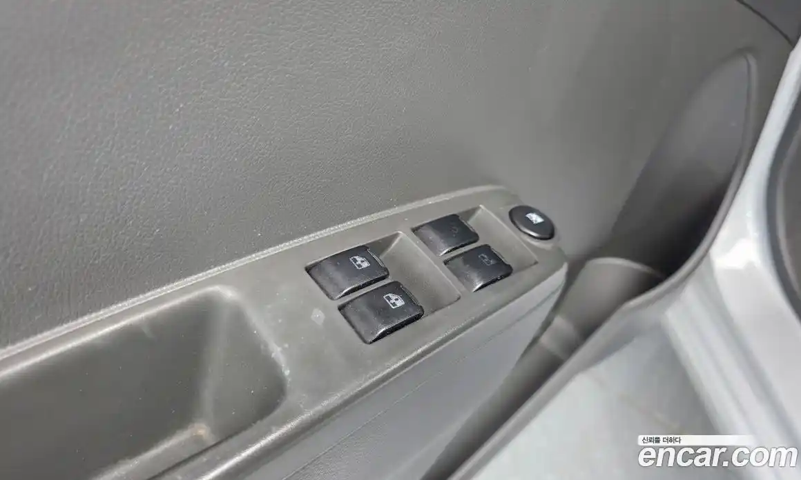 Chevrolet Spark 2012 1.0 Механическая в Москве № 1012472, фото 12