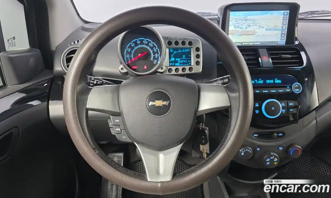 Chevrolet Spark 2012 1.0 Механическая в Москве № 1012472, фото 14