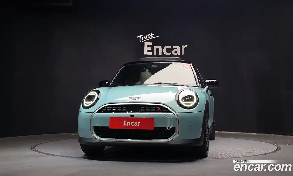 Mini Cooper 2025 2.0 гидро в Москве № 1013603, фото 3
