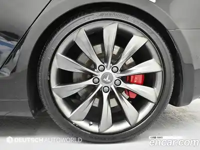Tesla Model S 2017 гидро в Москве № 1014356, миниатюра 5