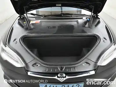 Tesla Model S 2017 гидро в Москве № 1014356, миниатюра 6