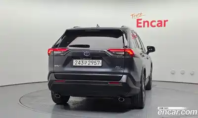 Toyota RAV4 2021 2.5 гидро в Москве № 1015201, миниатюра 4