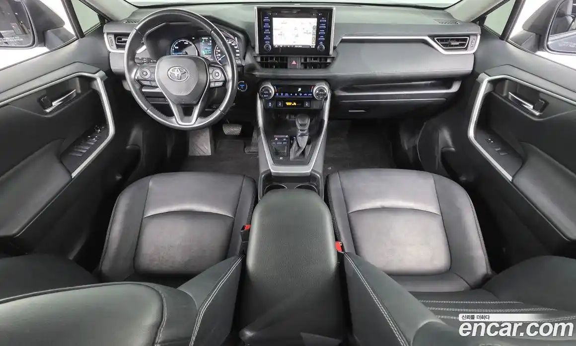 Toyota RAV4 2021 2.5 гидро в Москве № 1015201, фото 7