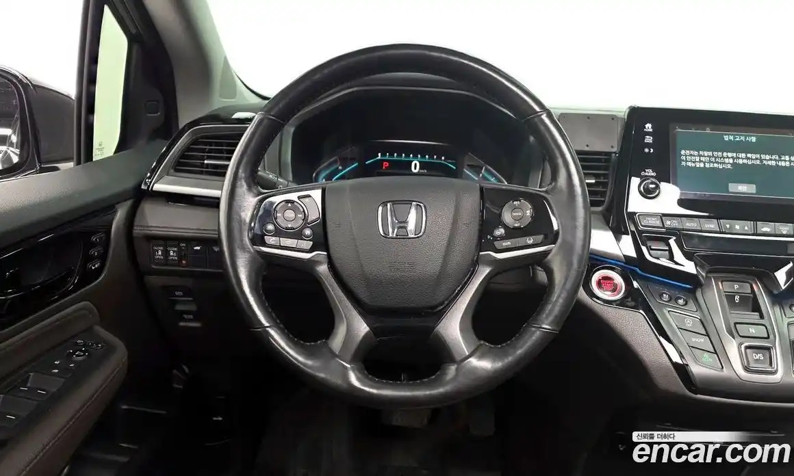 Honda Odyssey 2017 3.5 гидро в Москве № 1015350, фото 13