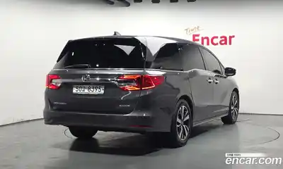 Honda Odyssey 2017 3.5 гидро в Москве № 1015350, миниатюра 2