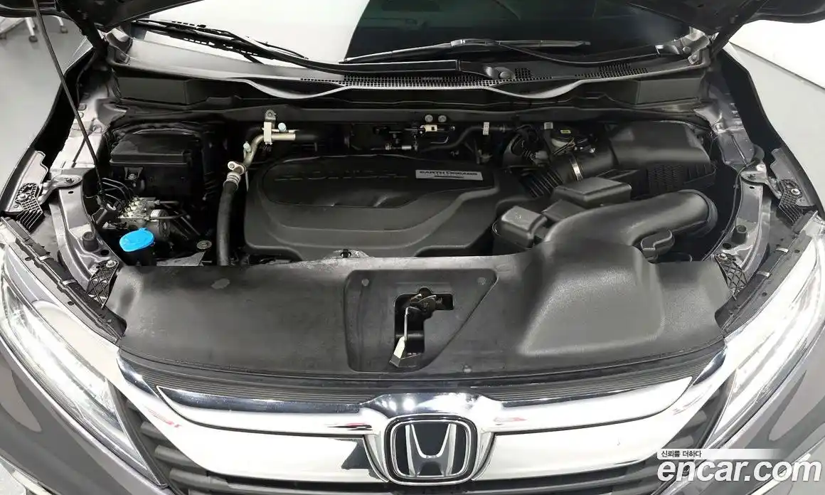 Honda Odyssey 2017 3.5 гидро в Москве № 1015350, фото 6