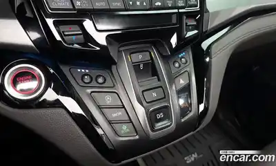 Honda Odyssey 2017 3.5 гидро в Москве № 1015350, миниатюра 9