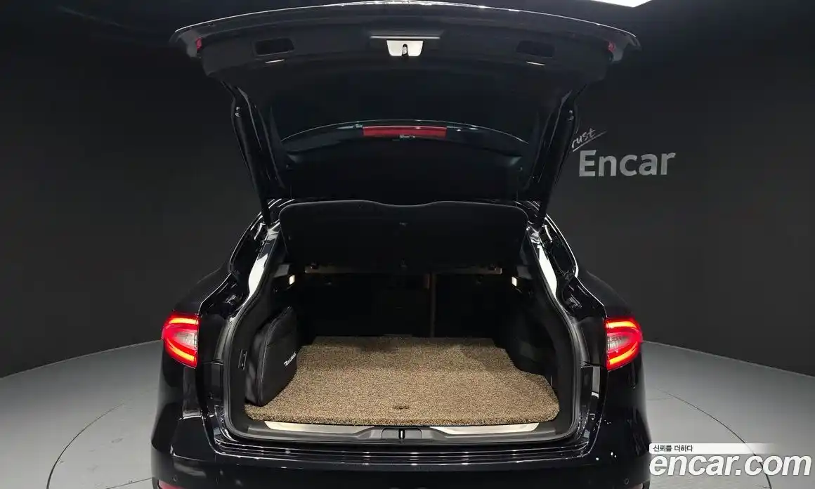 Maserati Levante 2018 3.0 гидро в Москве № 1015668, фото 20