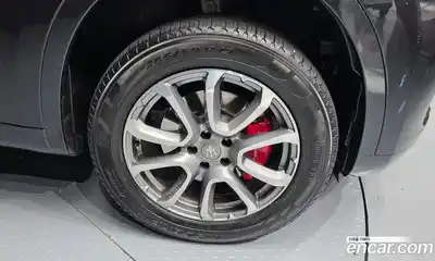 Maserati Levante 2018 3.0 гидро в Москве № 1015668, миниатюра 5