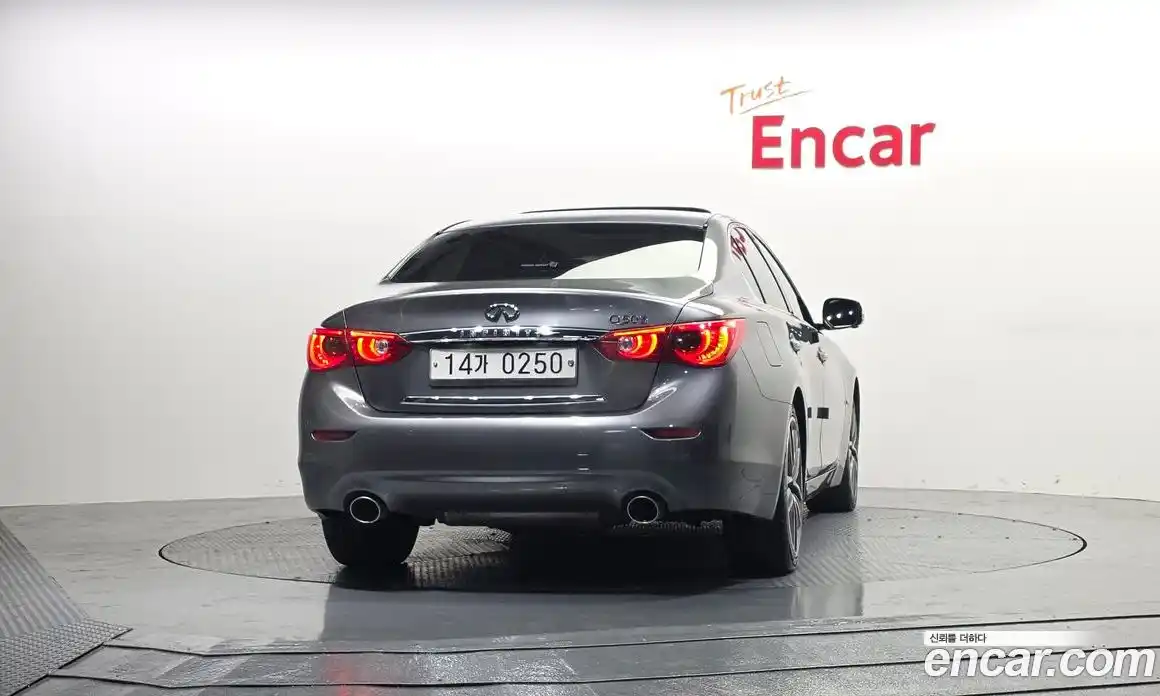 Infiniti Q50 2016 3.5 гидро в Москве № 1015737, фото 4