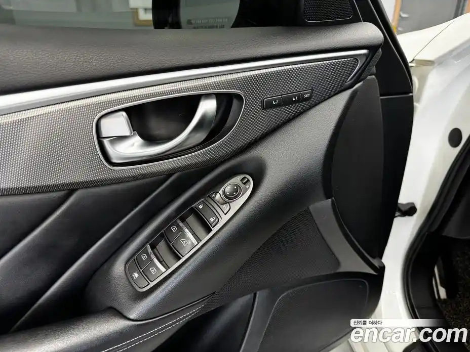 Infiniti Q50 2015 2.1 гидро в Москве № 1015768, фото 11