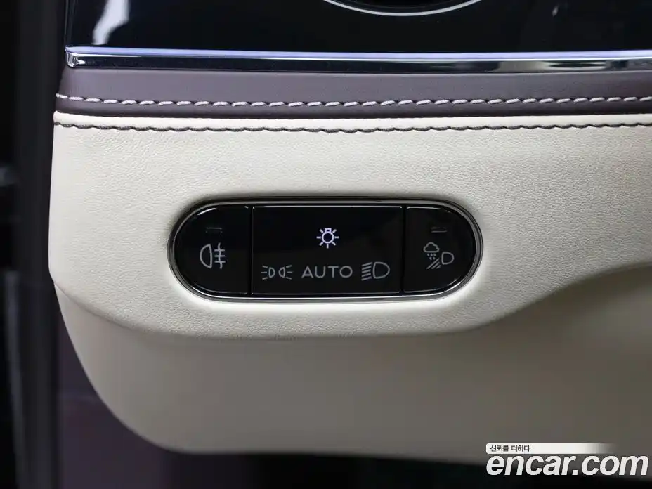 Bentley Flying Spur 2024 4.0 гидро в Москве № 1016079, фото 14