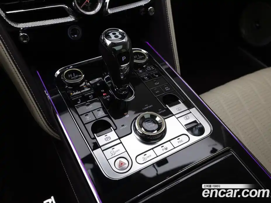 Bentley Flying Spur 2024 4.0 гидро в Москве № 1016079, фото 15