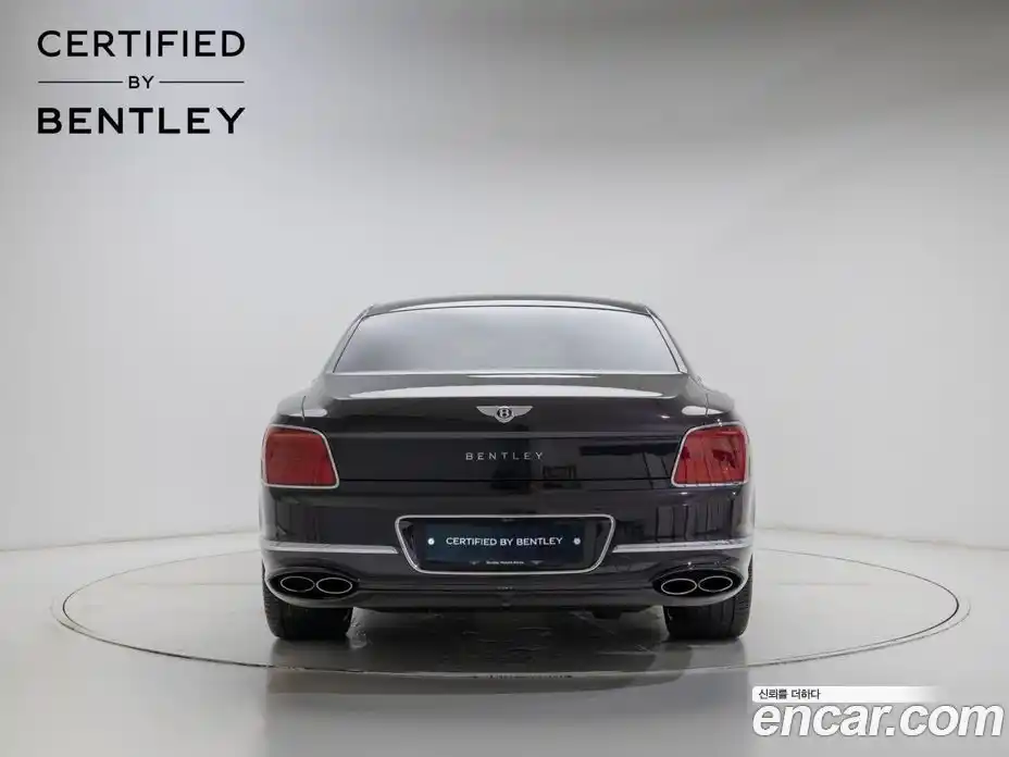 Bentley Flying Spur 2024 4.0 гидро в Москве № 1016079, фото 3