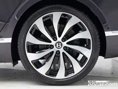 Bentley Flying Spur 2024 4.0 гидро в Москве № 1016079, миниатюра 5