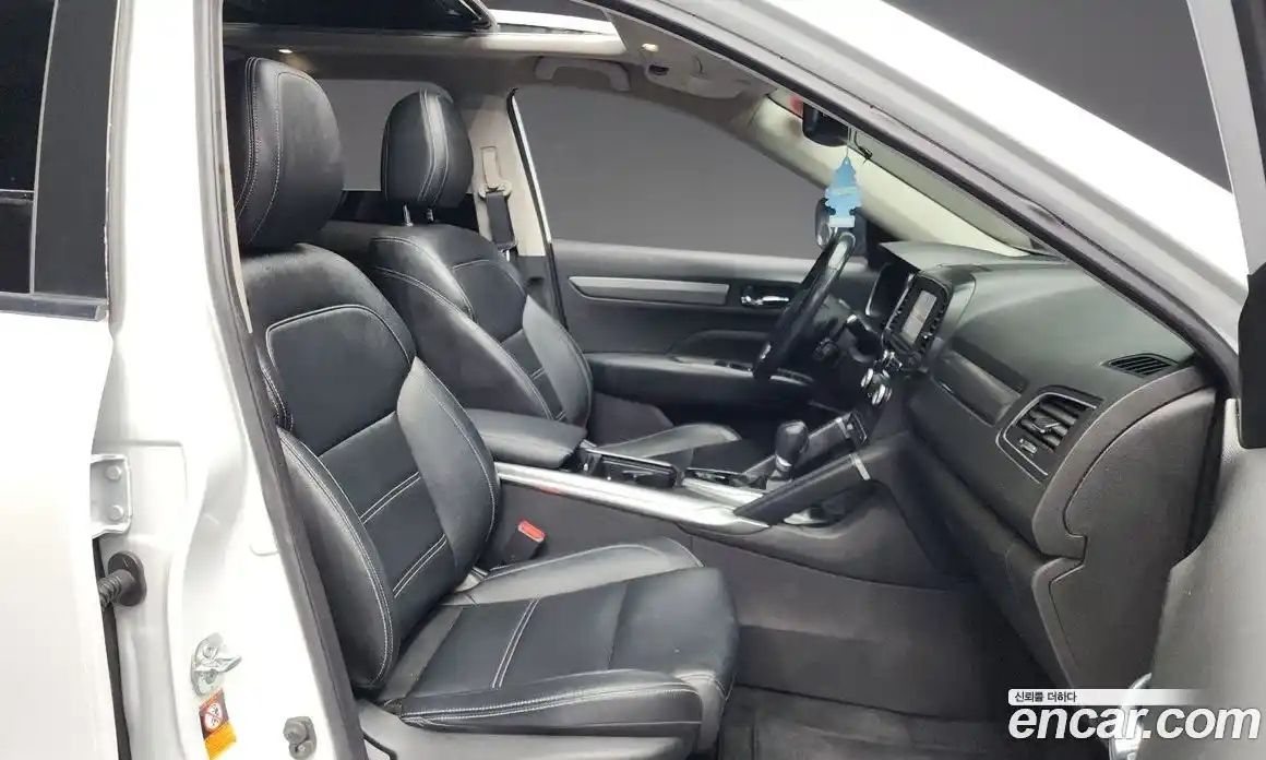 Renault QM6 2017 2.0 гидро в Москве № 107082, фото 11
