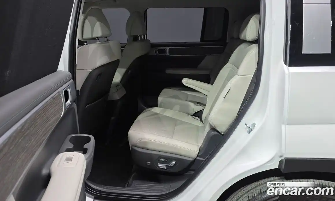 Hyundai Santa Fe 2023 2.5 гидро в Москве № 109894, фото 12