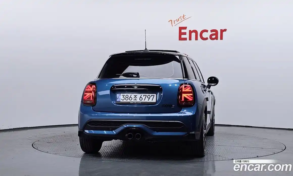 Mini Cooper 2022 2.0 гидро в Москве № 136227, фото 4