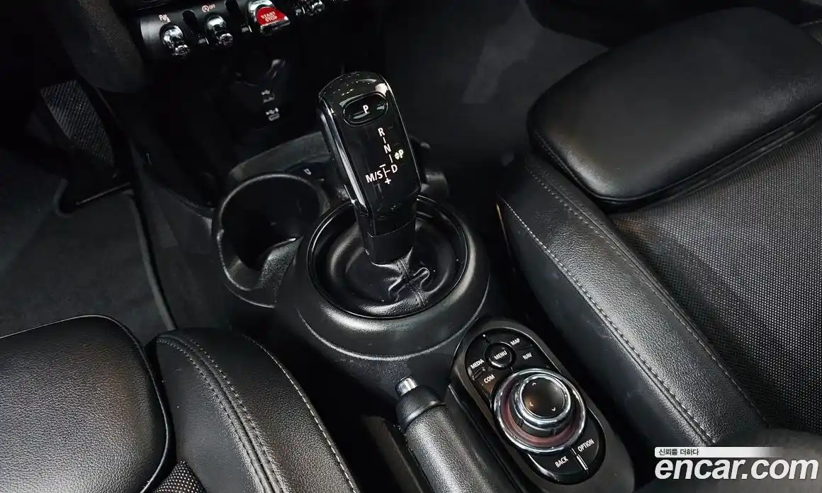 Mini Cooper 2022 2.0 гидро в Москве № 136227, фото 9