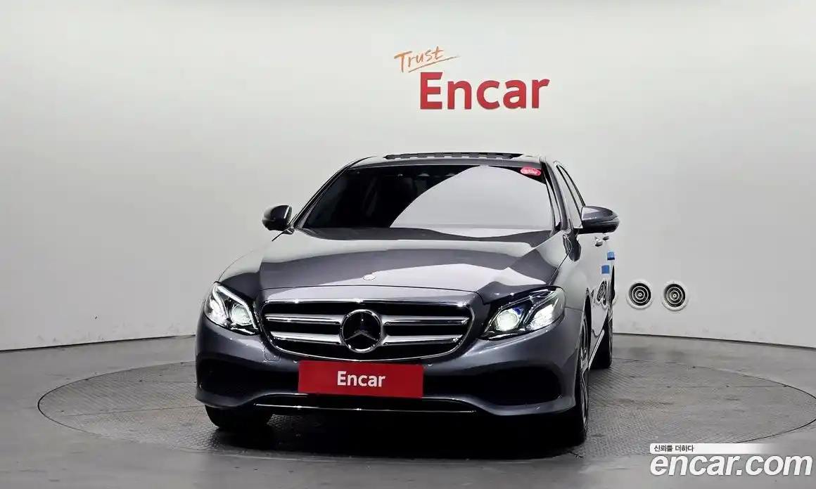 Mercedes-Benz E-Class 2017 2.0 гидро в Москве № 138938, фото 3