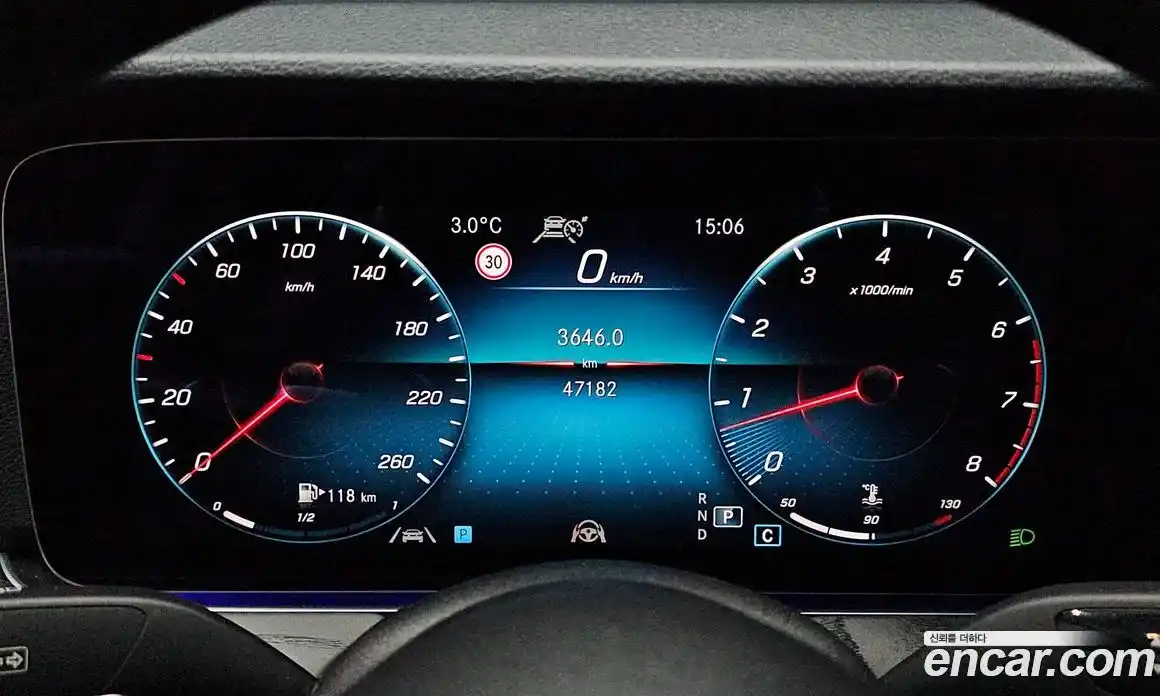 Mercedes-Benz E-Class 2022 2.0 гидро в Москве № 142021, фото 8