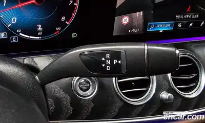 Mercedes-Benz E-Class 2022 2.0 гидро в Москве № 142021, миниатюра 9