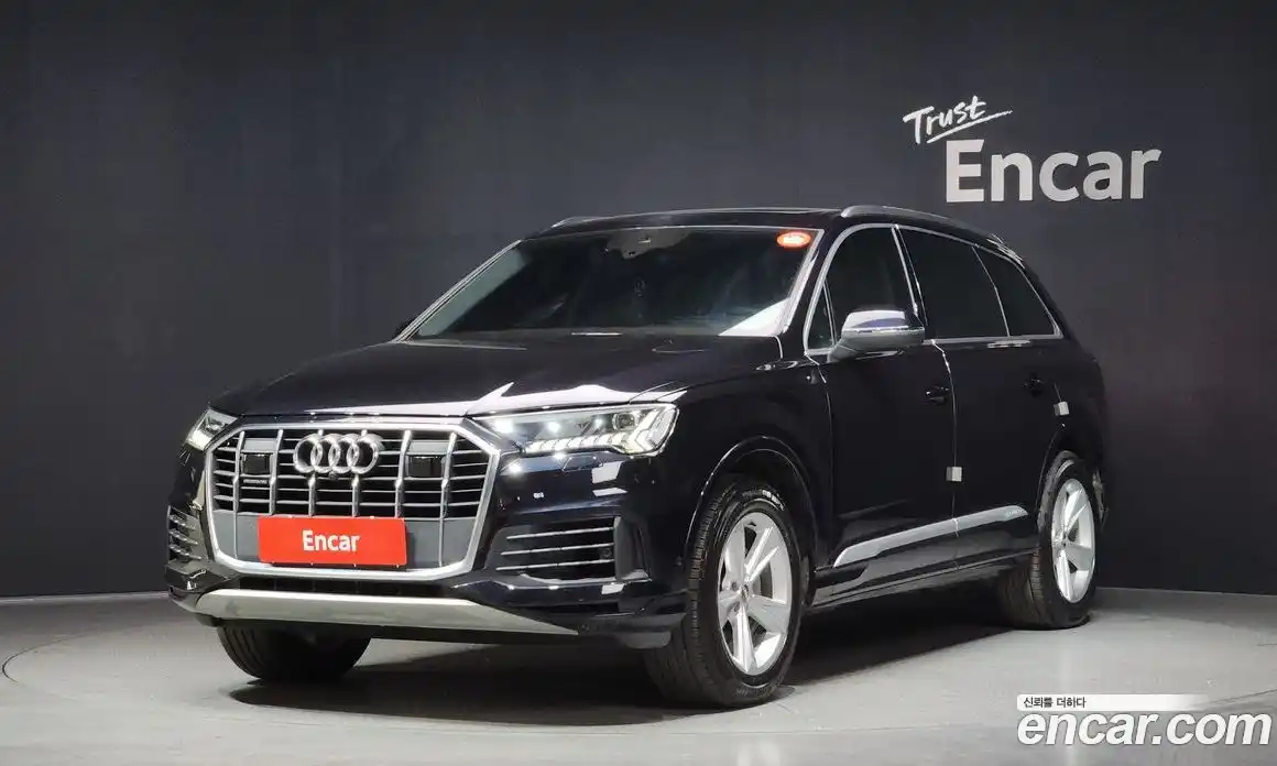 Audi Q7 2021 3.0 гидро в Москве № 144391, фото 1