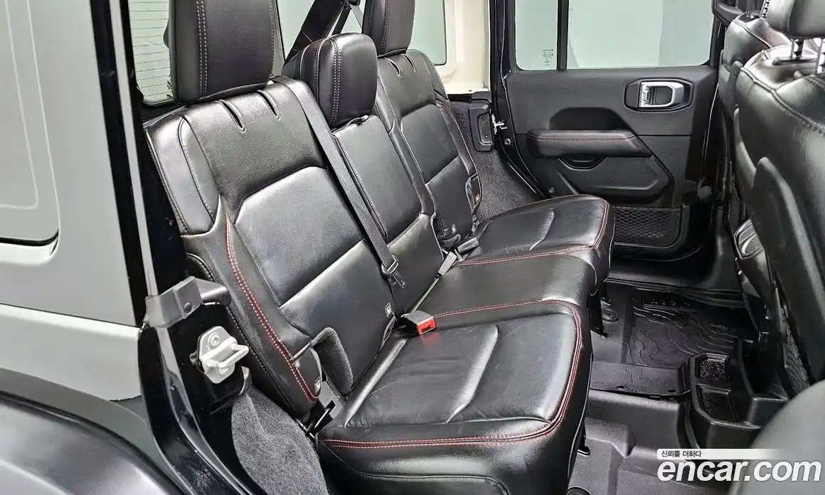 Jeep Wrangler 2021 2.0 гидро в Москве № 145922, фото 12