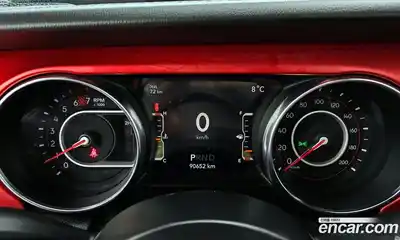 Jeep Wrangler 2021 2.0 гидро в Москве № 145922, миниатюра 8