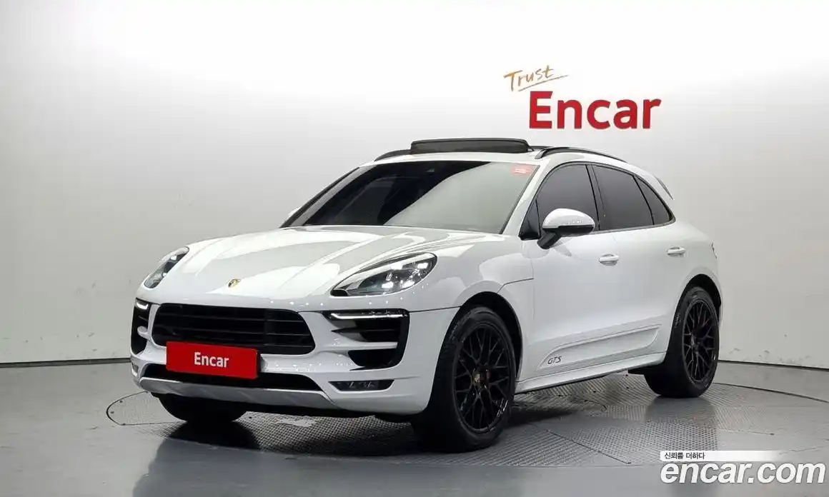 Porsche Macan 2018 3.0 гидро в Москве № 149073, фото 1